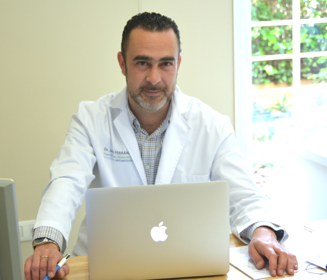 Dr. Javier Ferrandiz Bernal