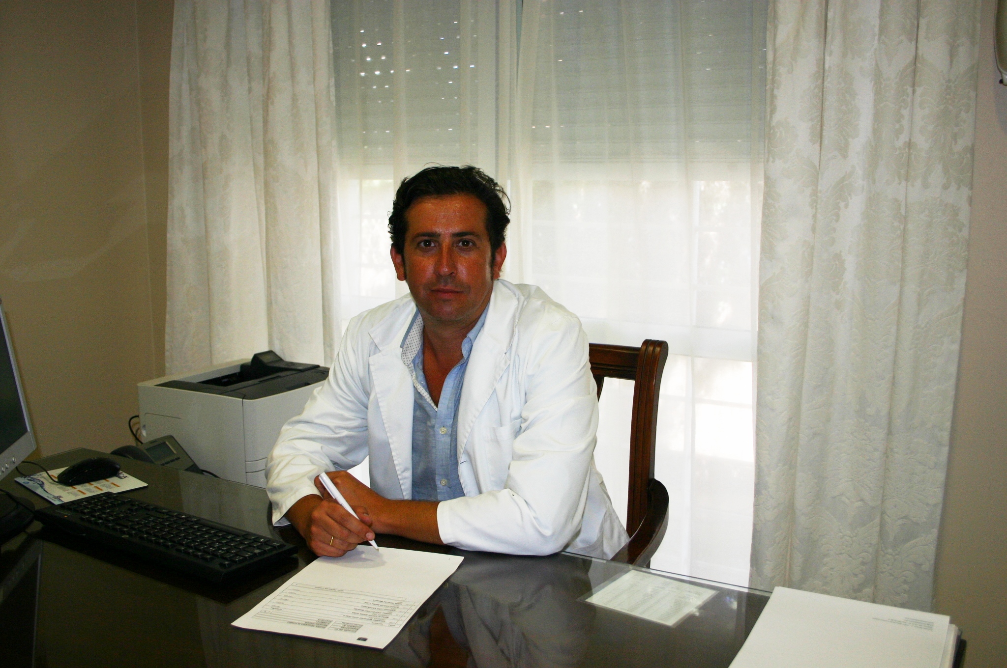 Dr. Alfonso Parra Reguera